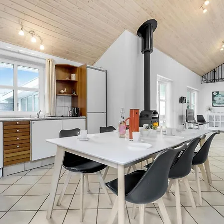 Amazing In With Kitchen * Egå