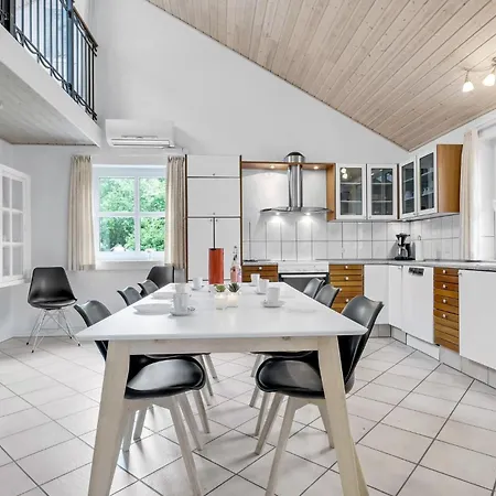 Amazing In With Kitchen בית נופש