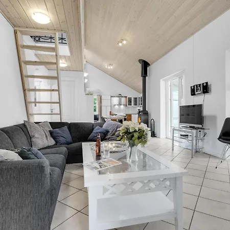 בית נופש Amazing In With Kitchen